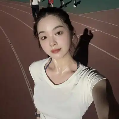 段佑彤